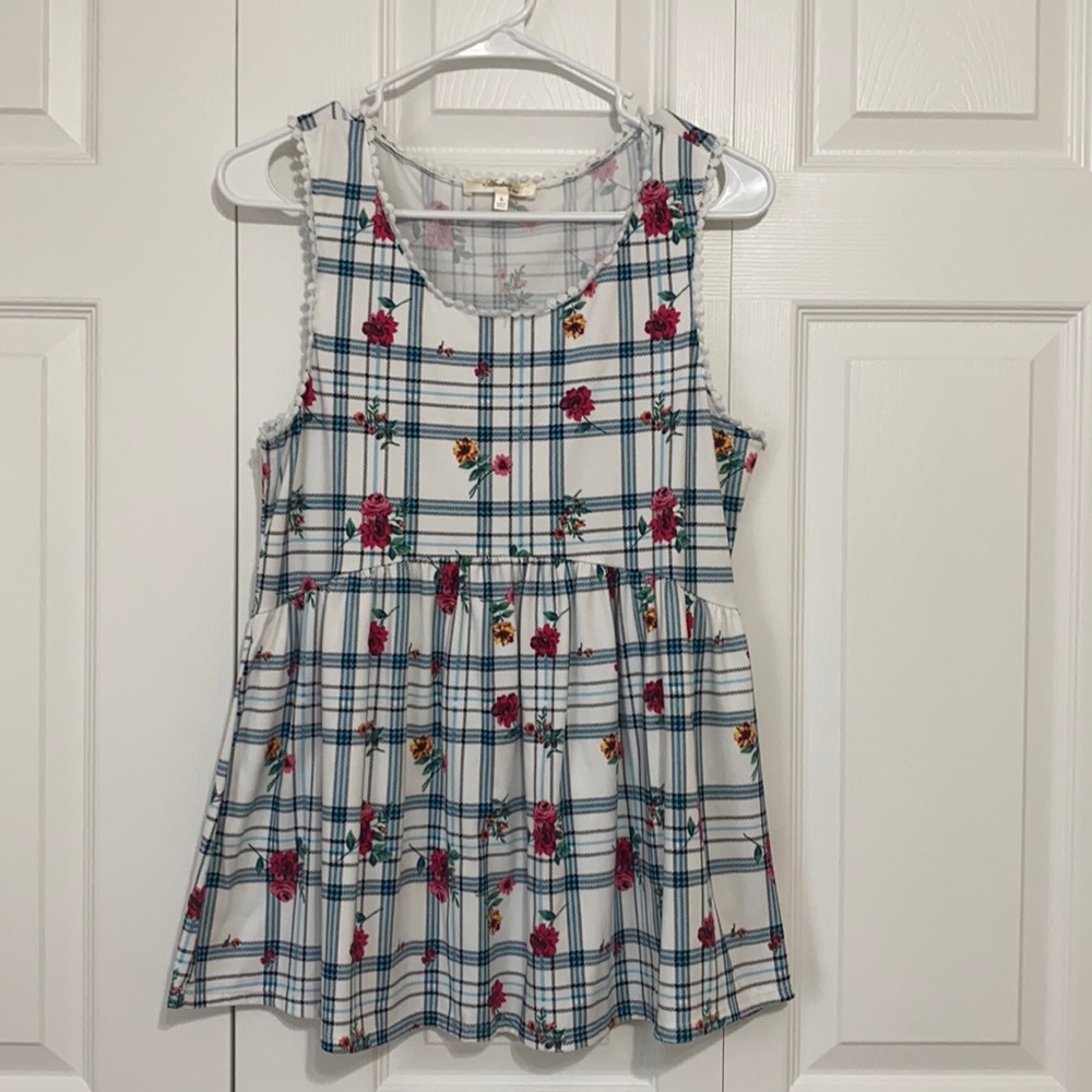 3/$10 ❤️❤️❤️ Andree Floral & Plaid Babydoll Tank